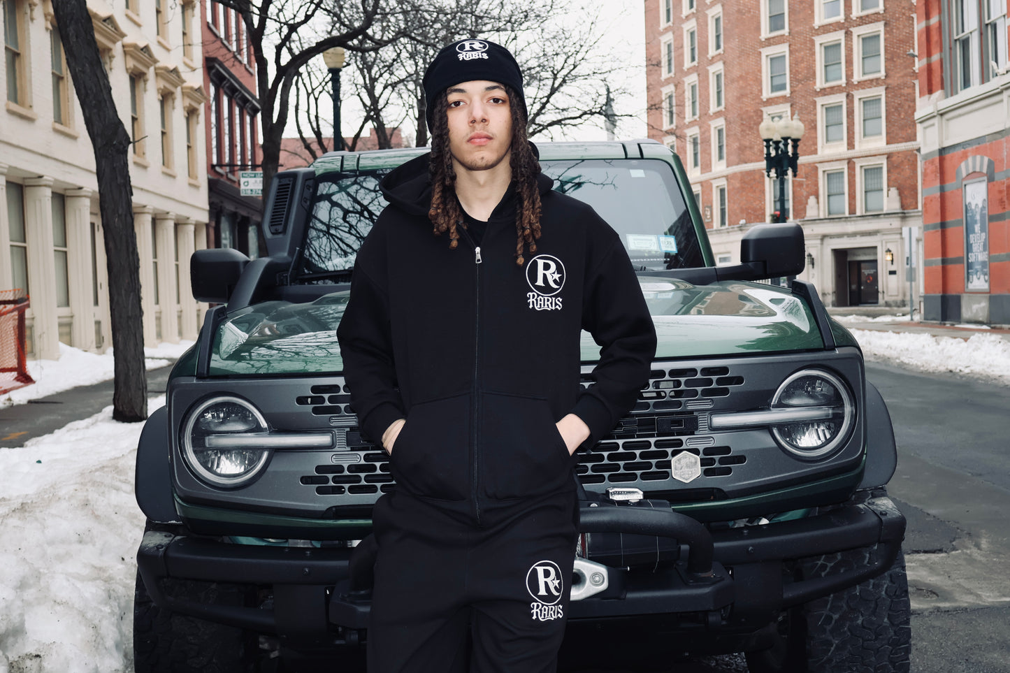 RARIS Premium Zip Hoodie