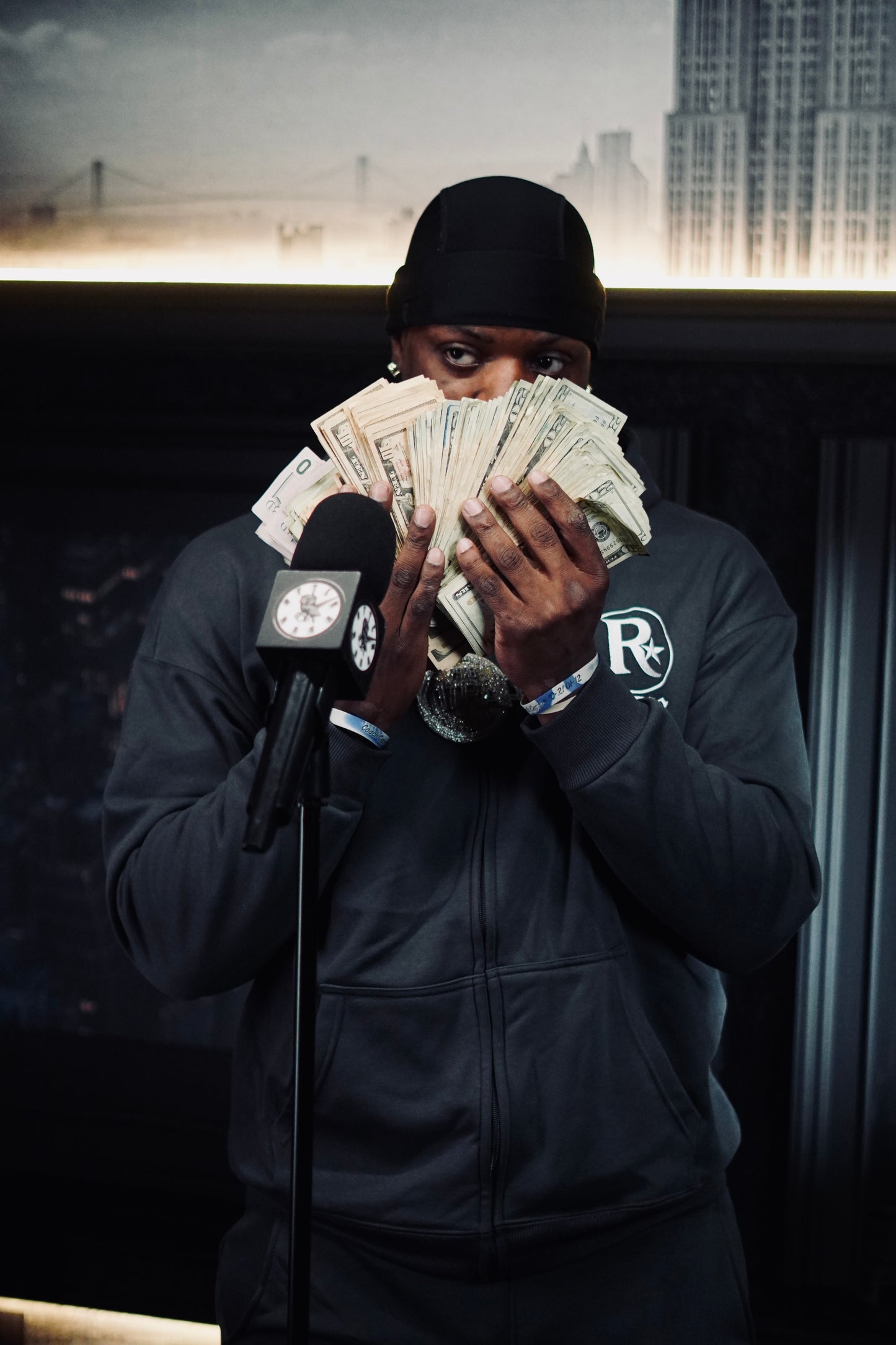 RARIS Premium Zip Hoodie