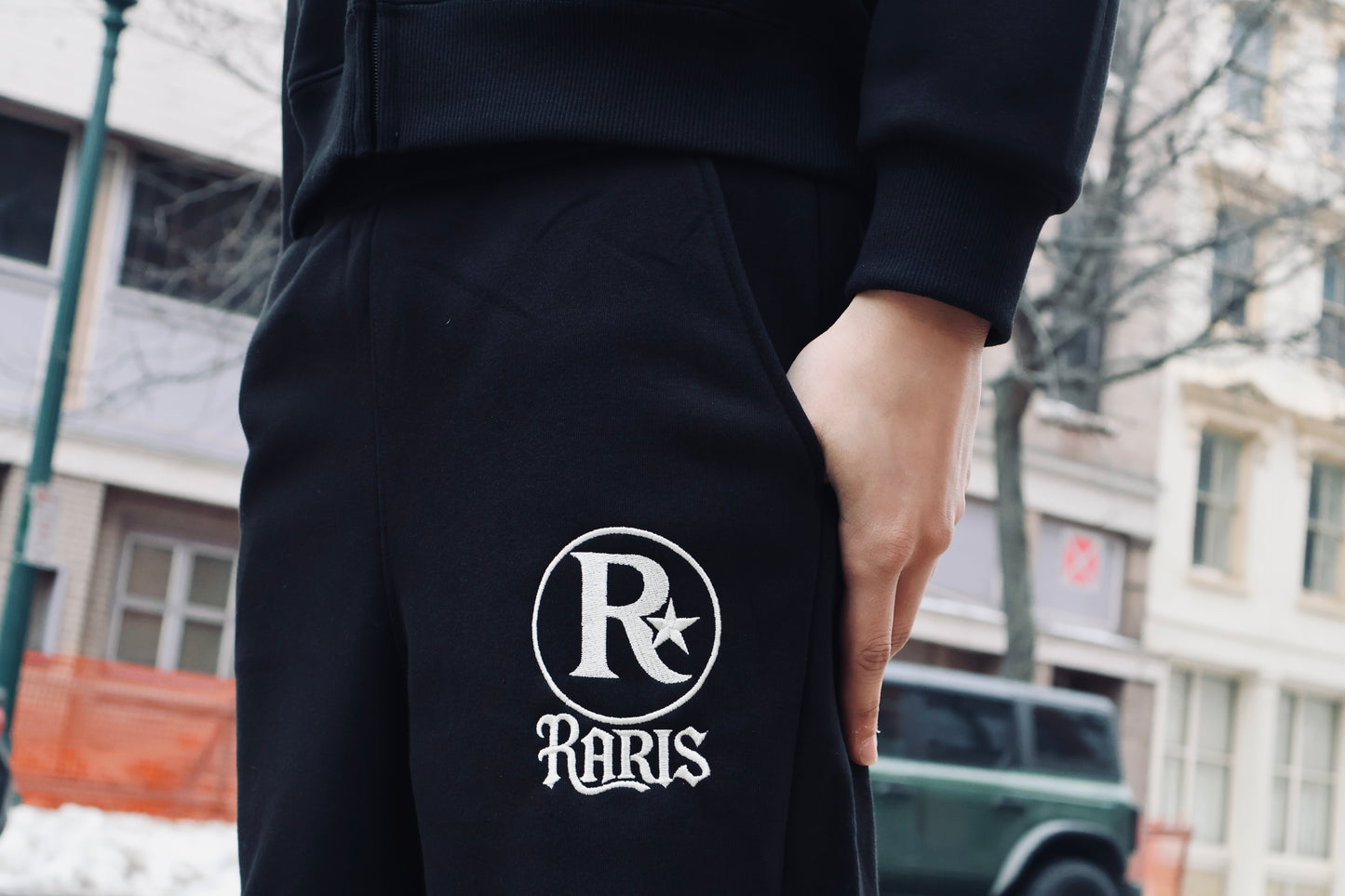 RARIS Premium Sweatpants