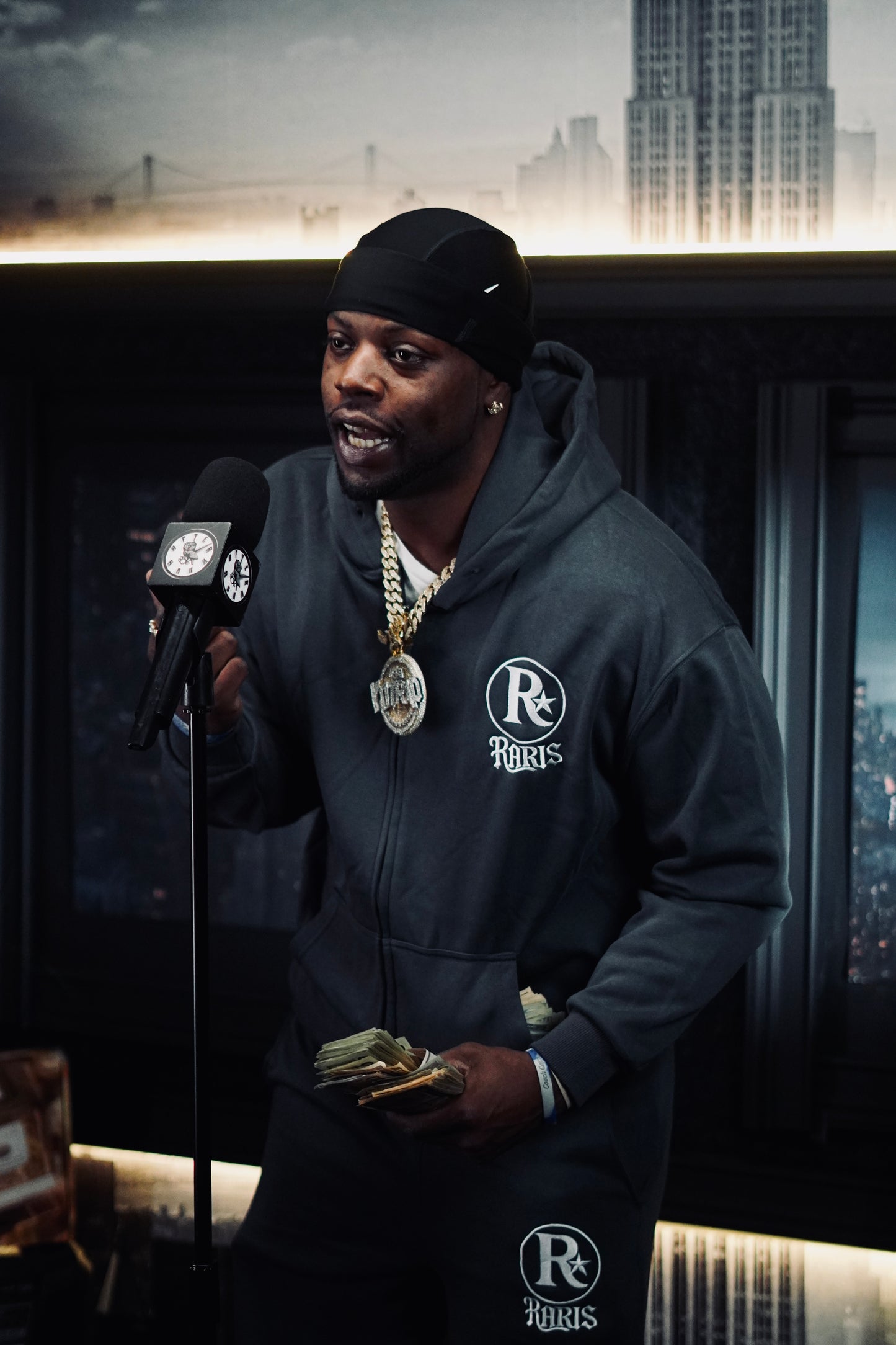 RARIS Premium Zip Hoodie